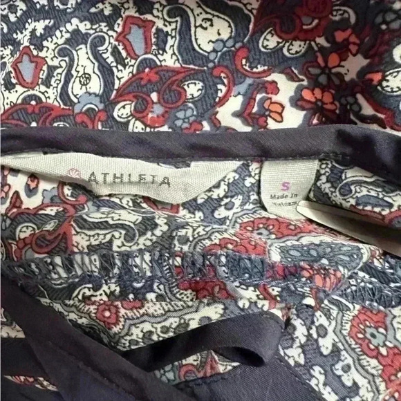 EUC | Athleta Medallion Dunes Tank | Iron Blue | Women’s Size S - Picture 3 of 9